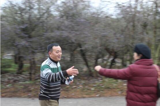 市城開投公司工會舉辦“慶元旦、迎新年”全民健身戶外活動